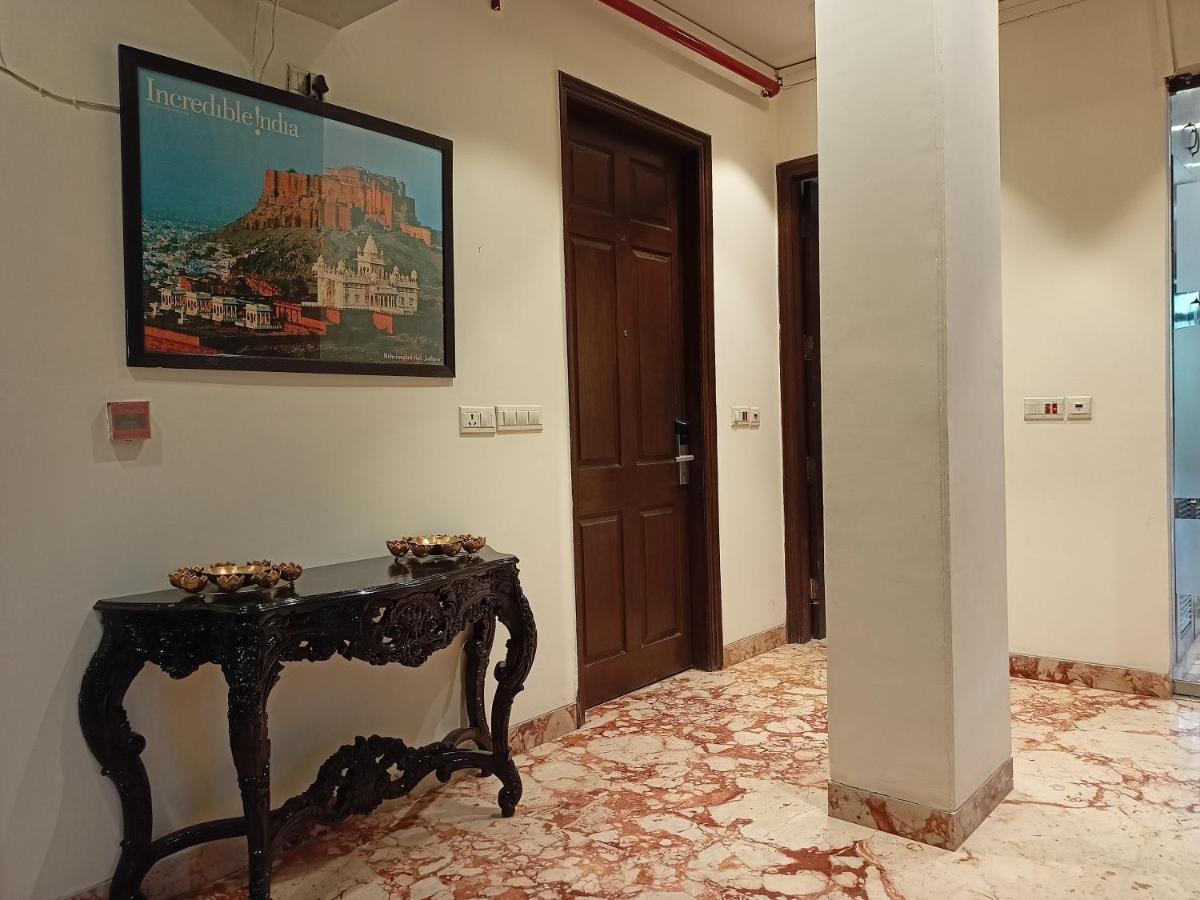 Cosy Grand, Chanakyapuri By The Cosy Hotels Yeni Delhi Dış mekan fotoğraf