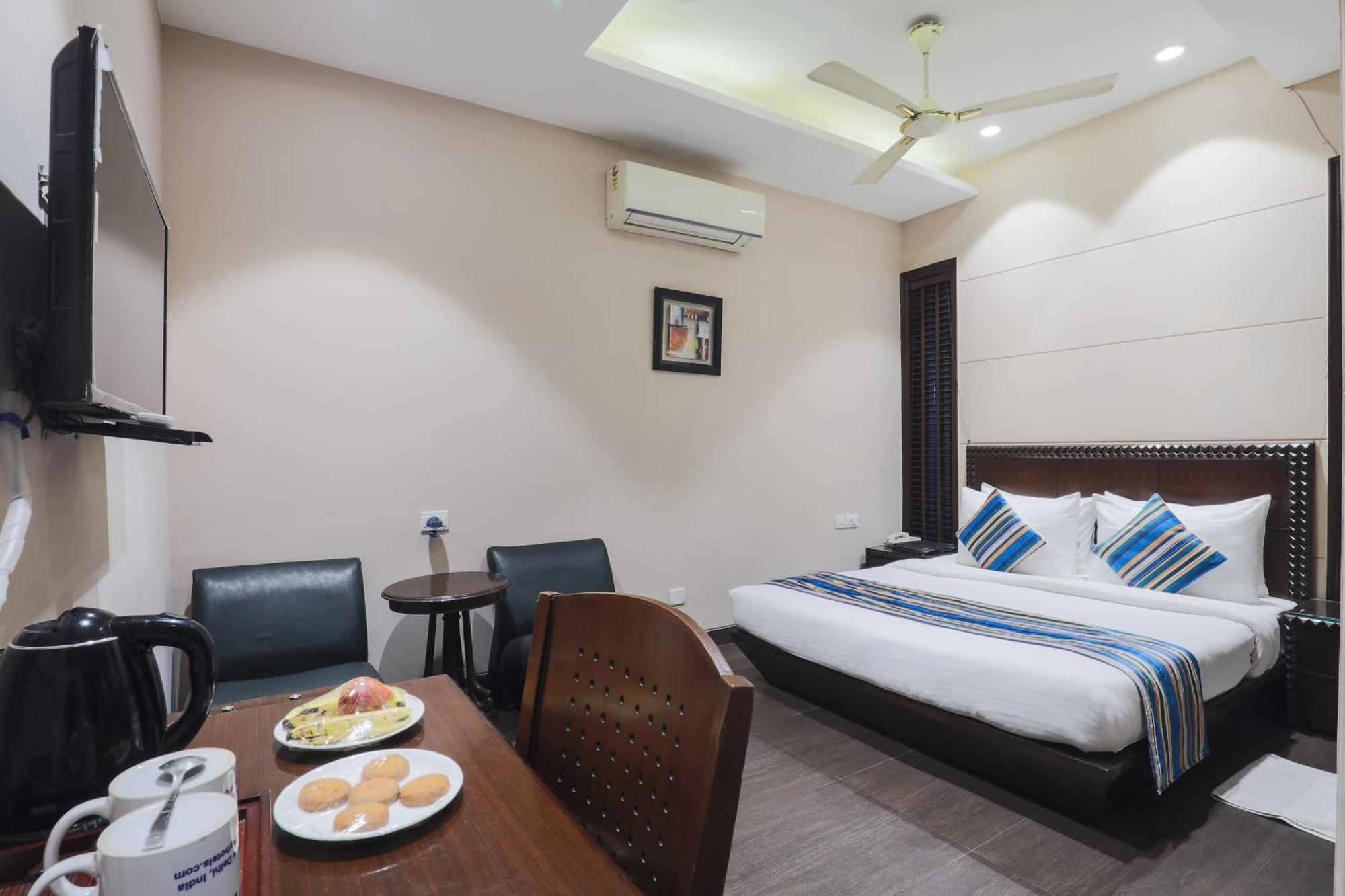 Cosy Grand, Chanakyapuri By The Cosy Hotels Yeni Delhi Dış mekan fotoğraf